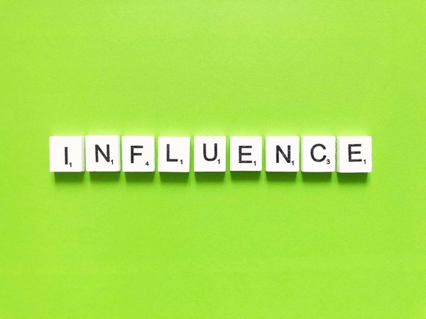 Comment les pratiques de gratitude quotidiennes peuvent-elles influencer la perte de poids ?
