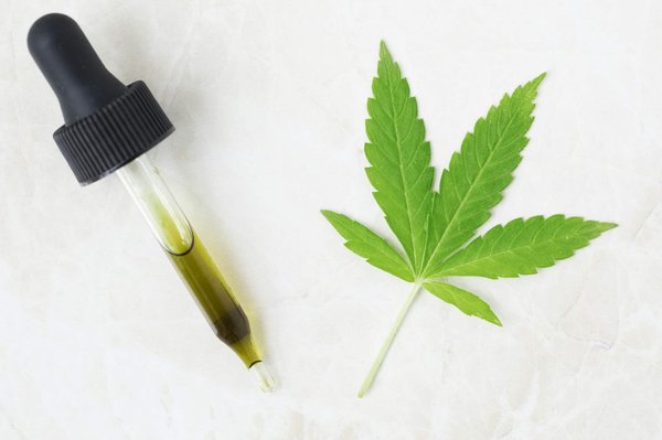 Guide pratique : utiliser l'huile de H4CBD en thérapie